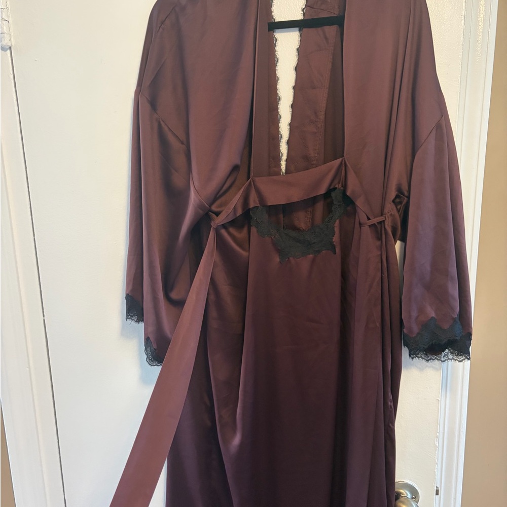 Victoria’s Secret Long Satin-like Robe in Deep Plum with Black Lace Trim - Picture 2 of 3